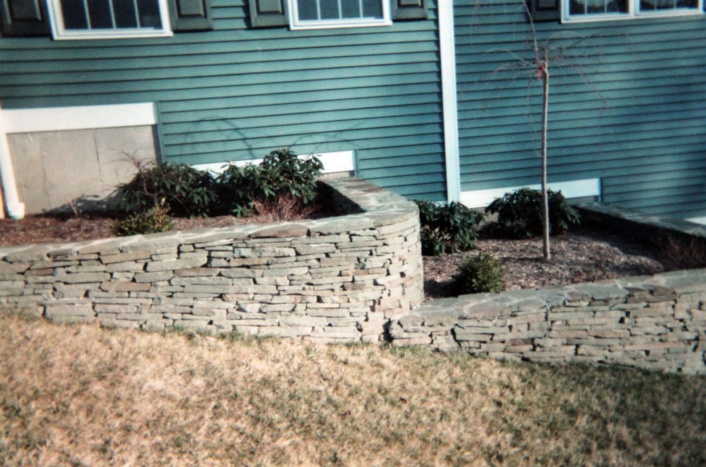 Fieldstone Wall | FN Masonry