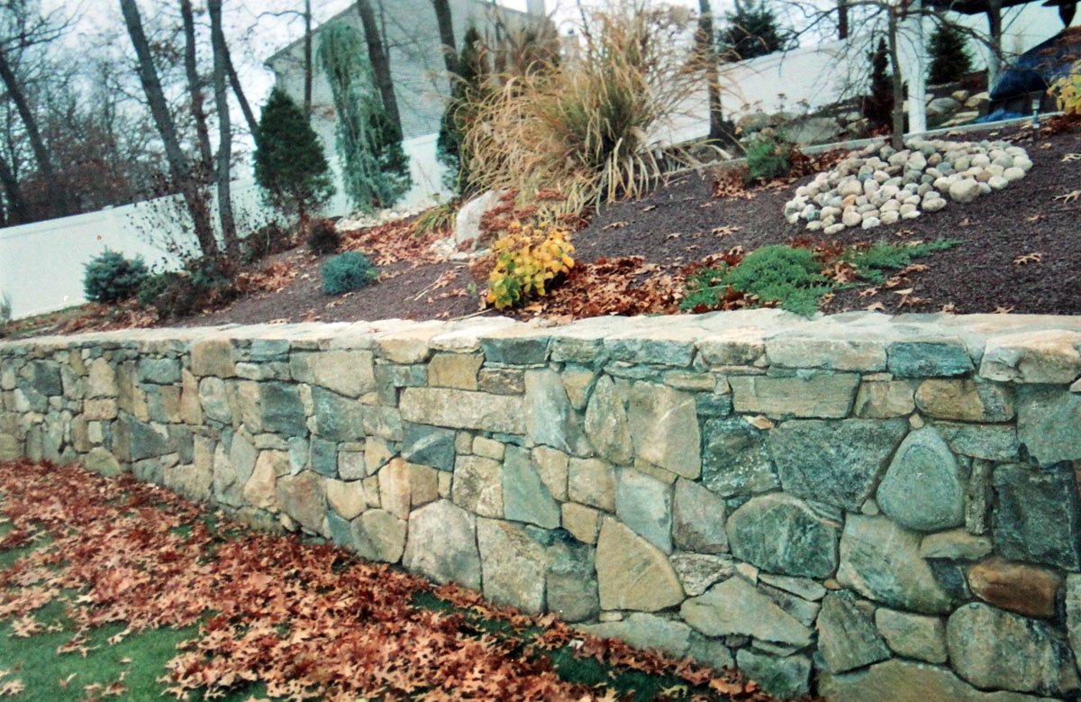 Landscape Wall Retainer
