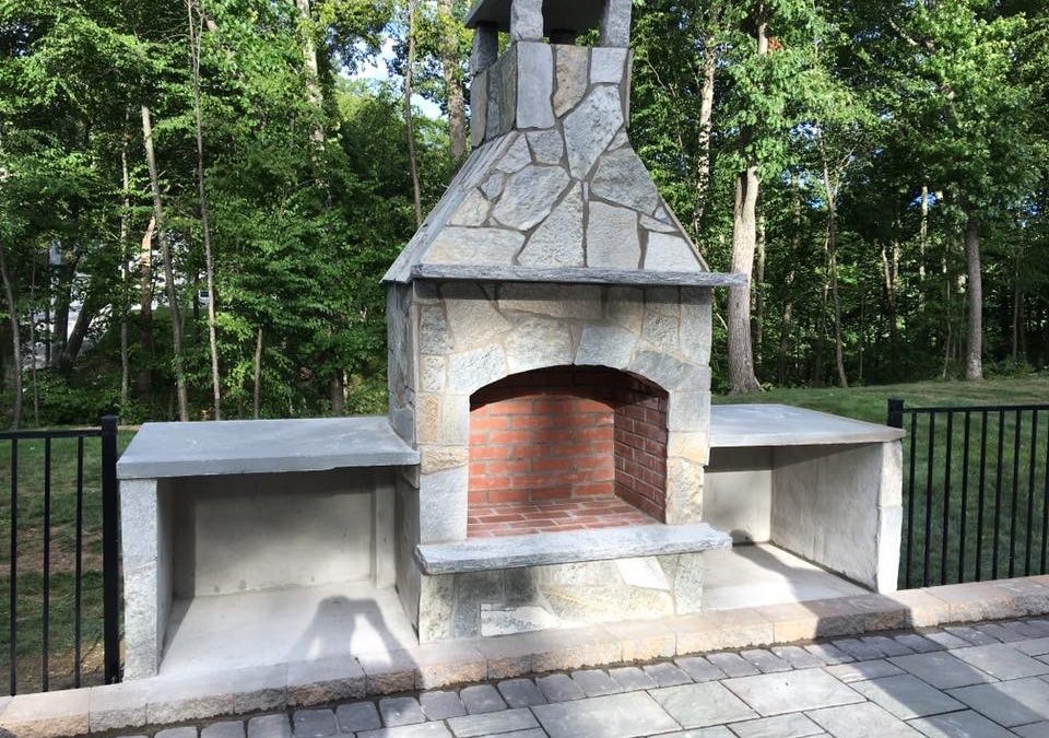 Traditional Outdoor Fireplace